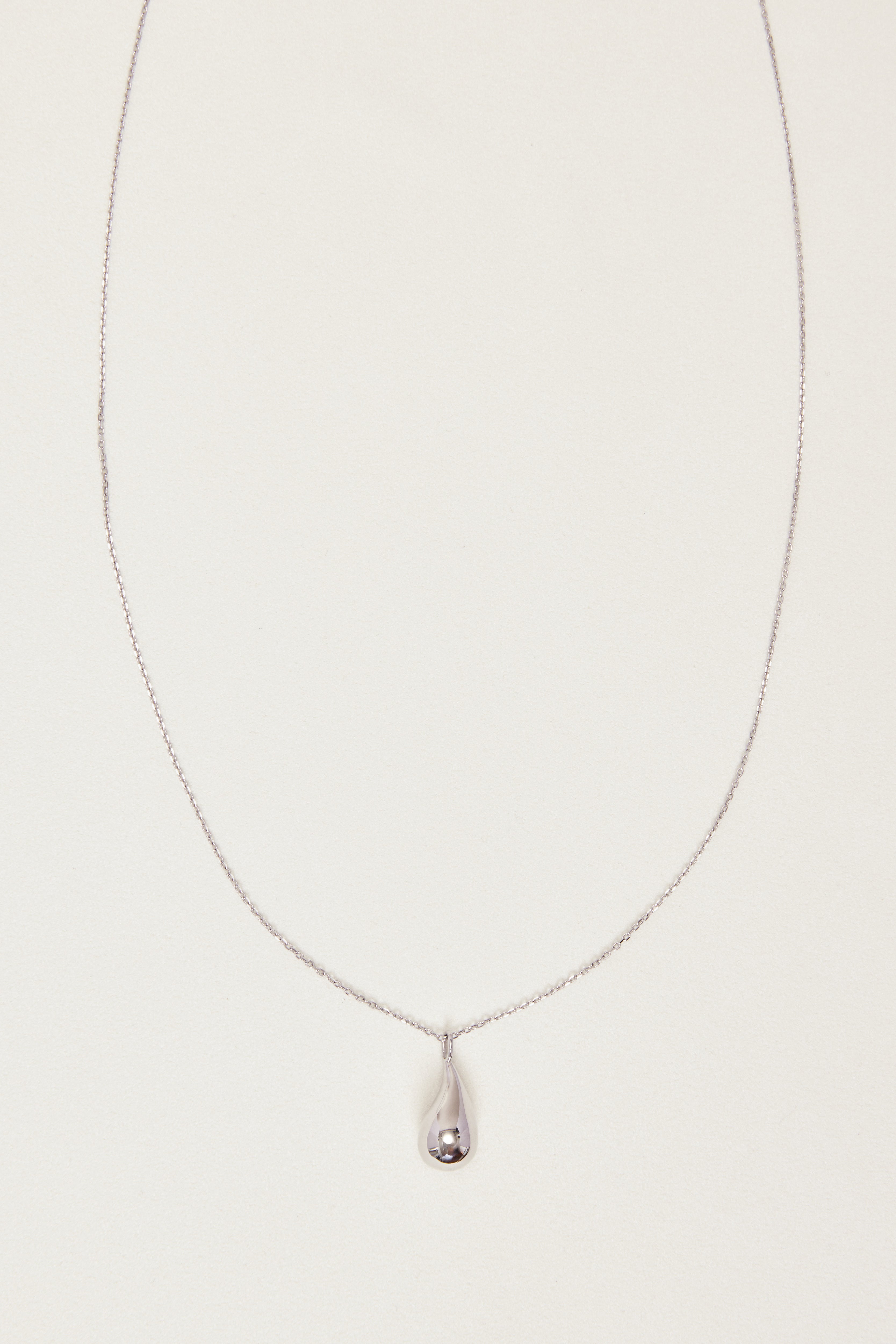Swing Drop Long Necklace