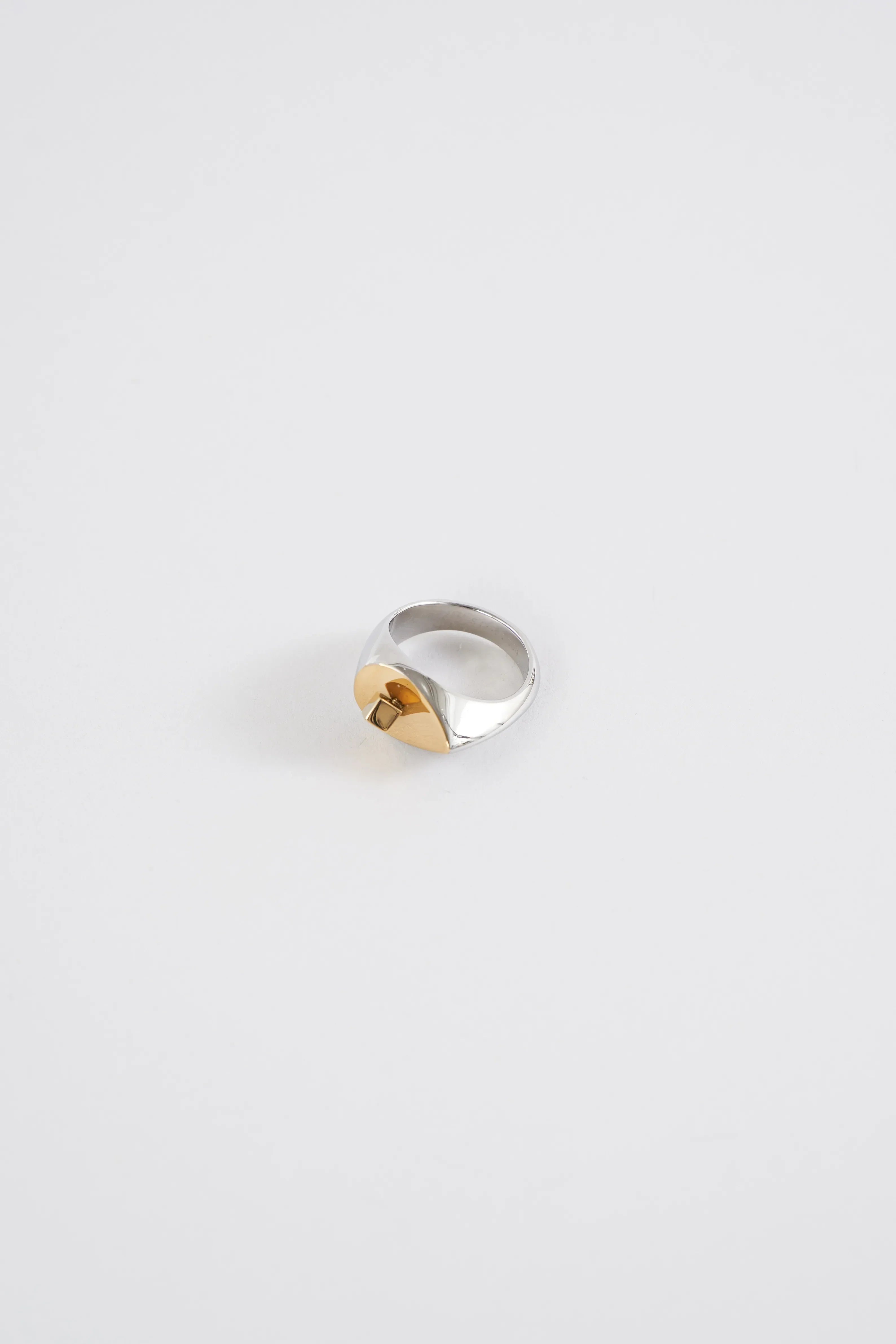 CUBE VOLUME RING