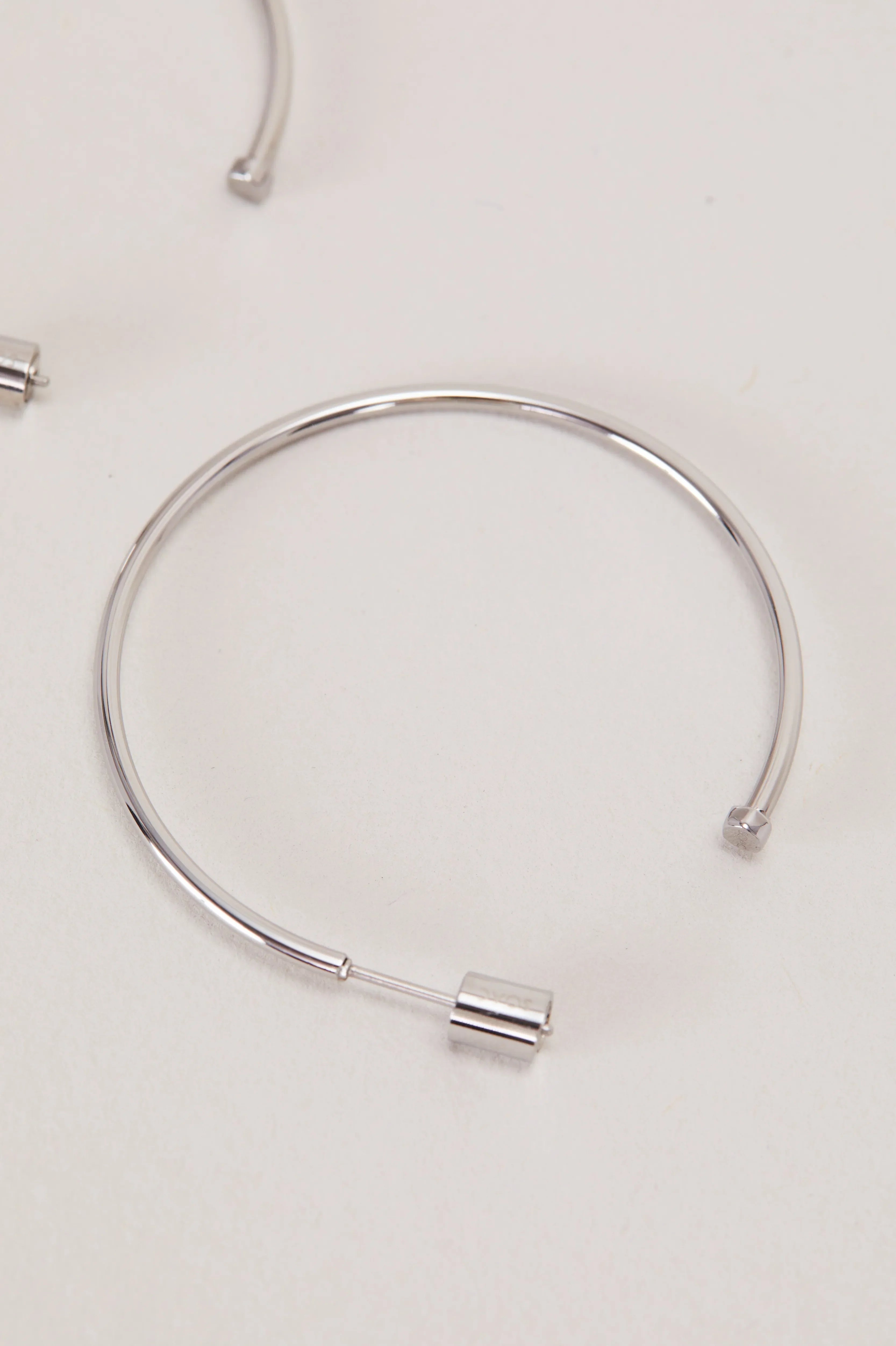 Hoop Pierce L
