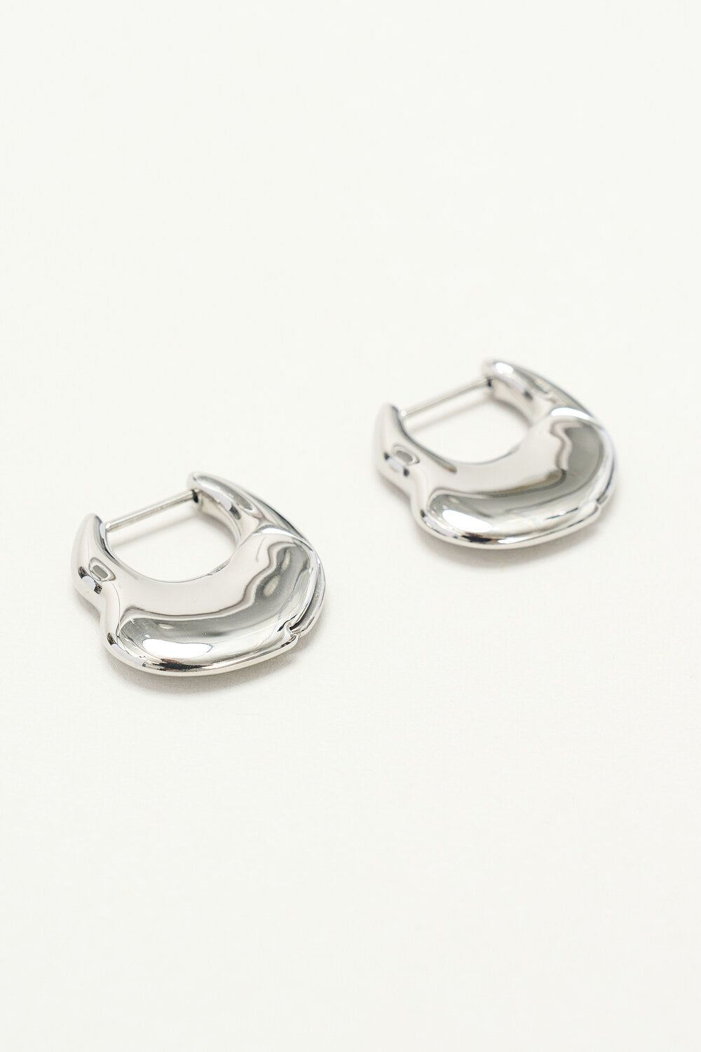 Plump Drop Pierce
