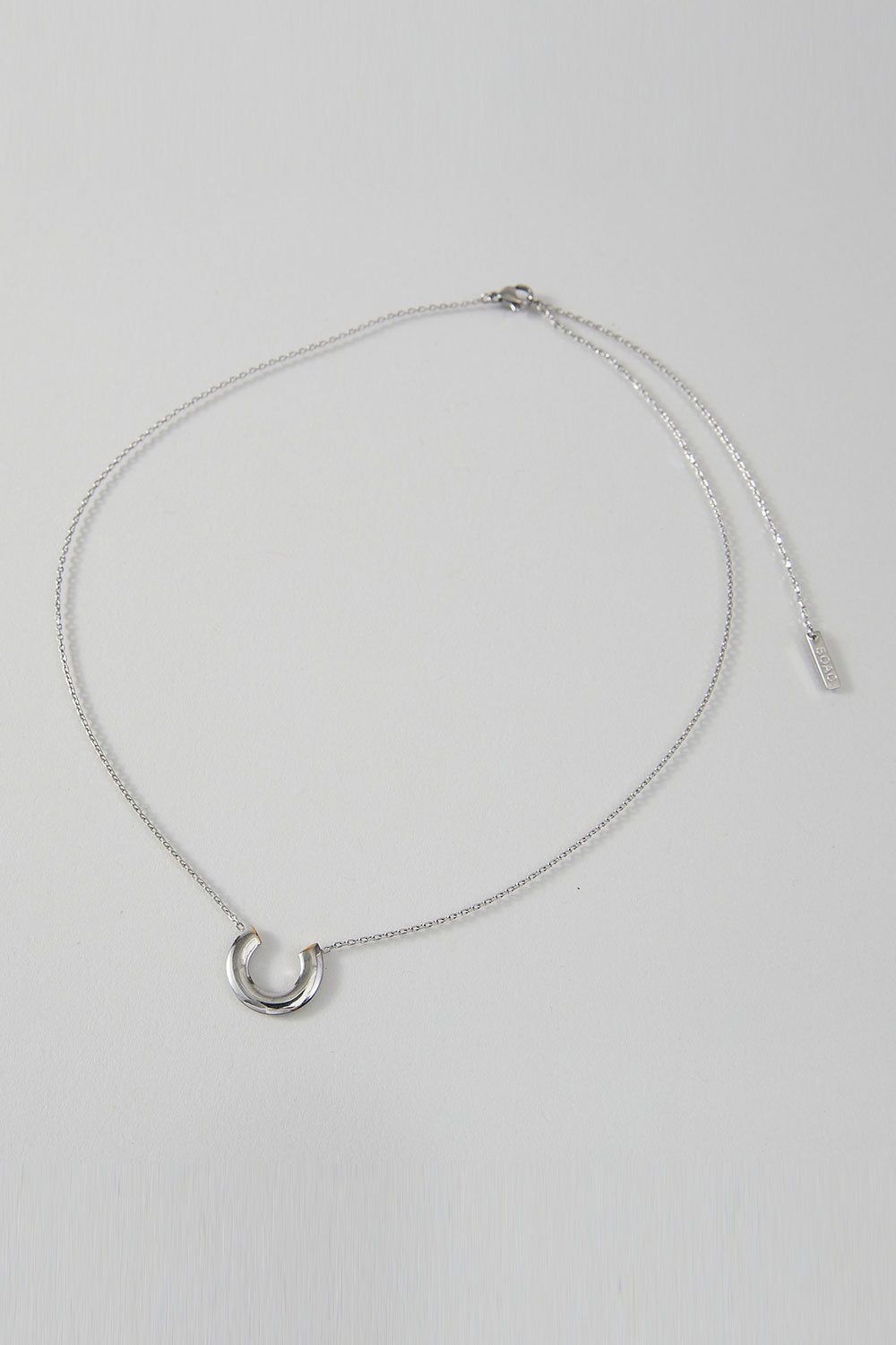 HONEYCOMB NECKLACE