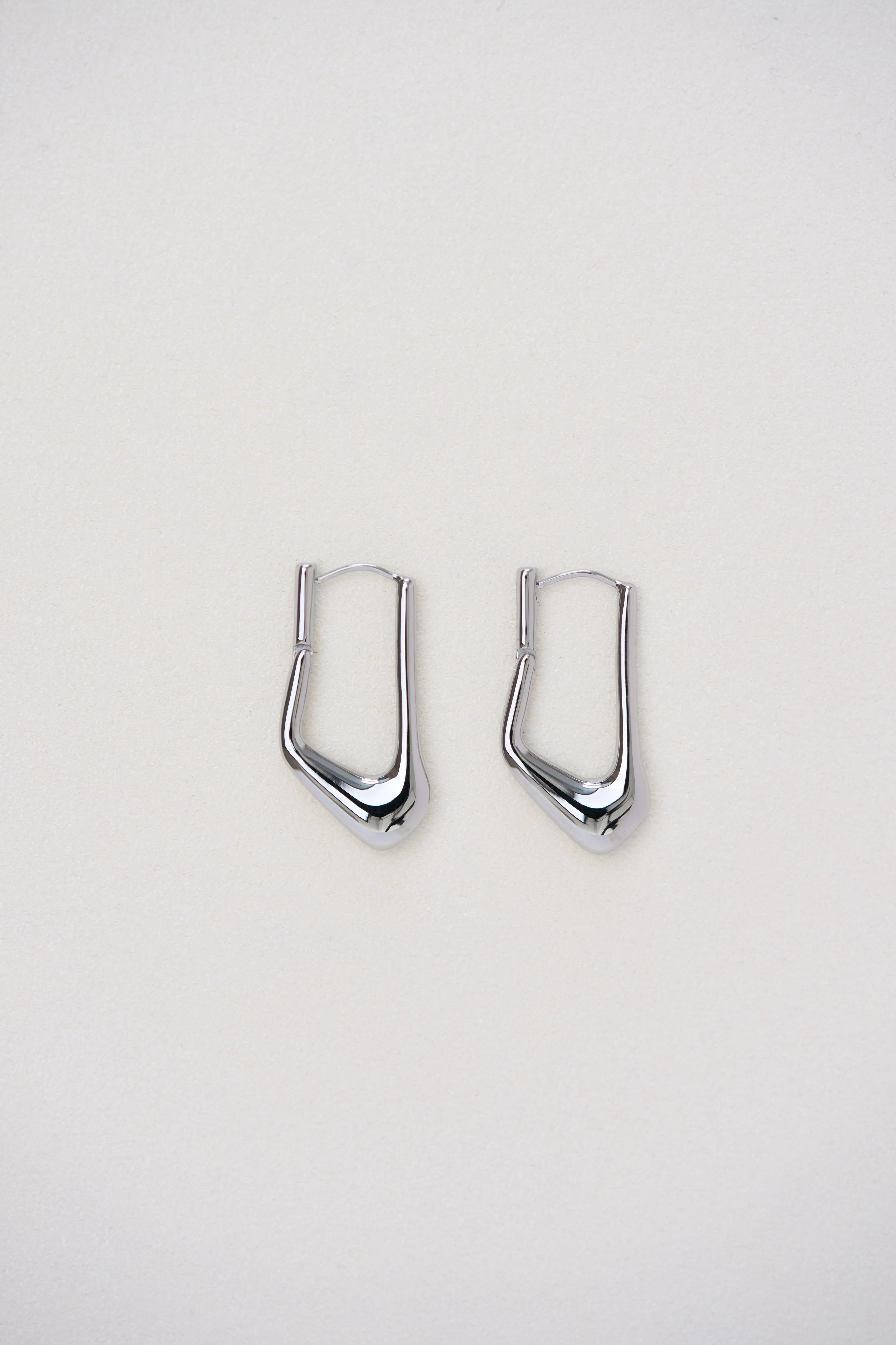Pond Plate Pierce