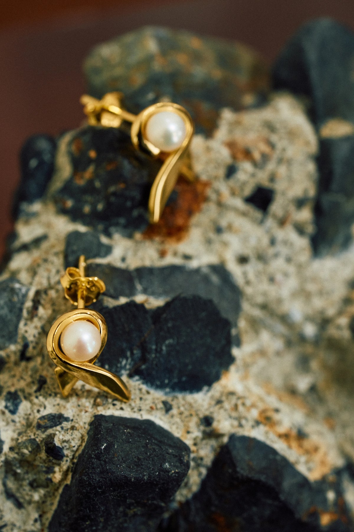 MIMI PEARL SWAY PIERCE