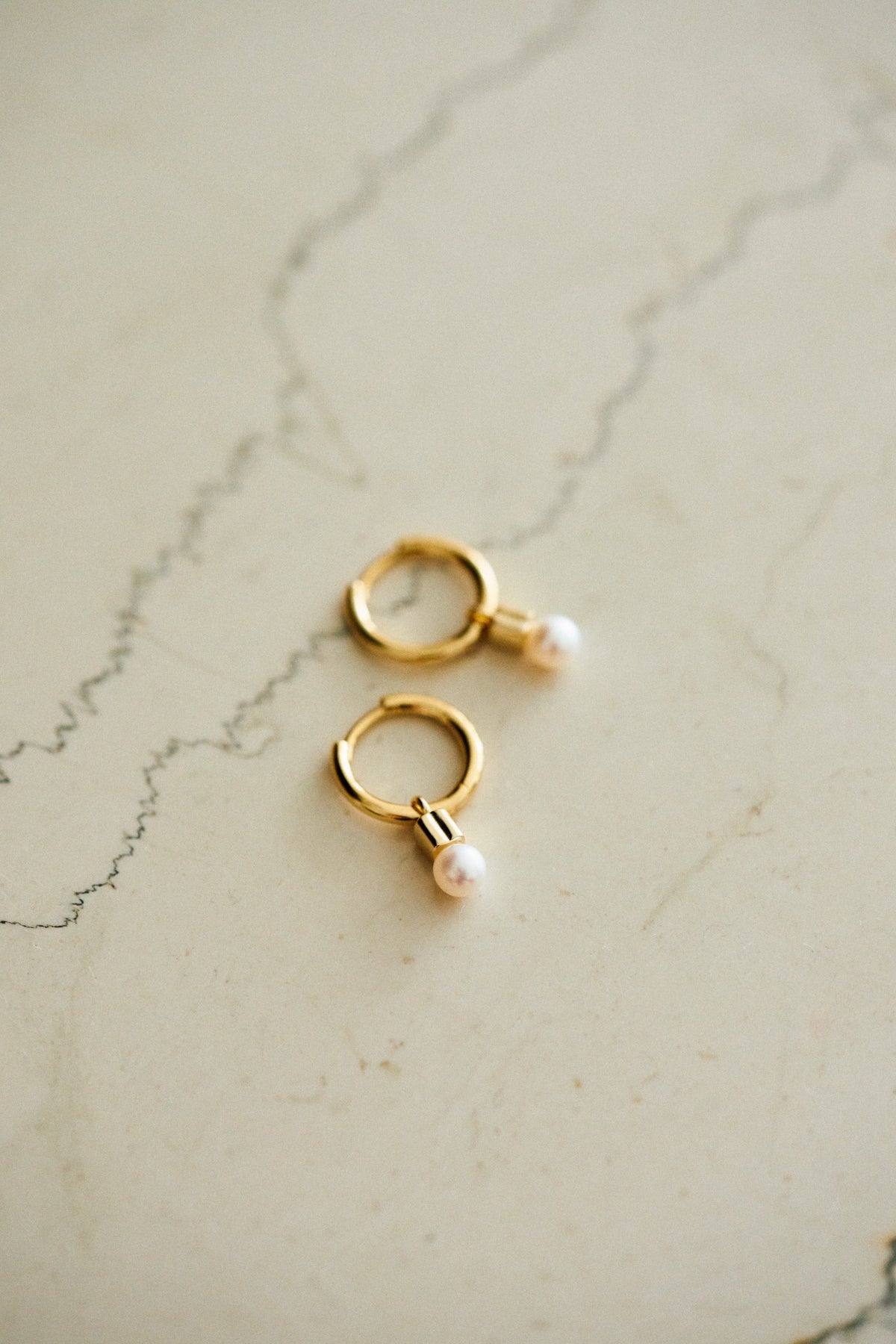 RIDEAU DAINTY PEARL PIERCE