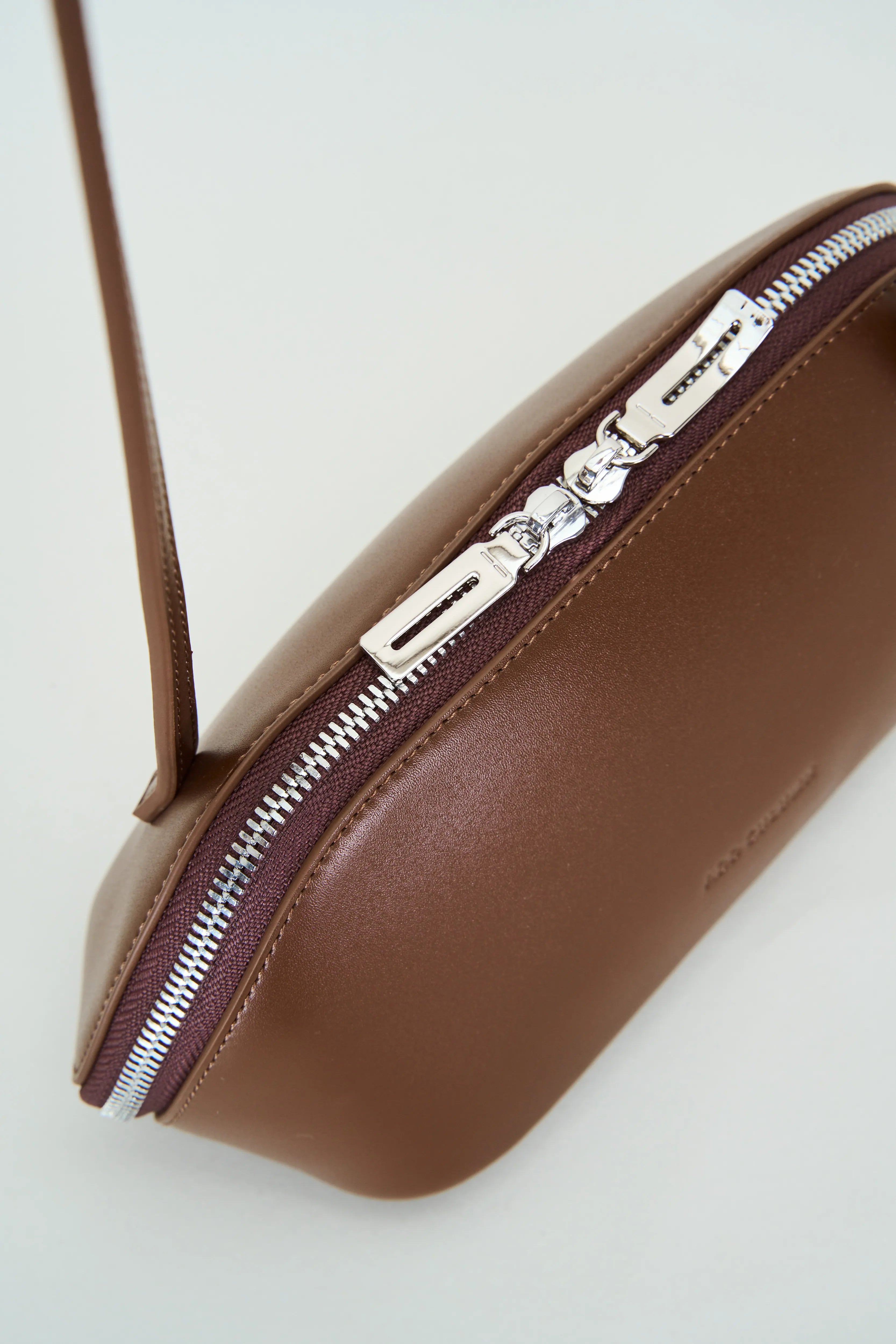 【先行予約】FIGRE POCHETTE