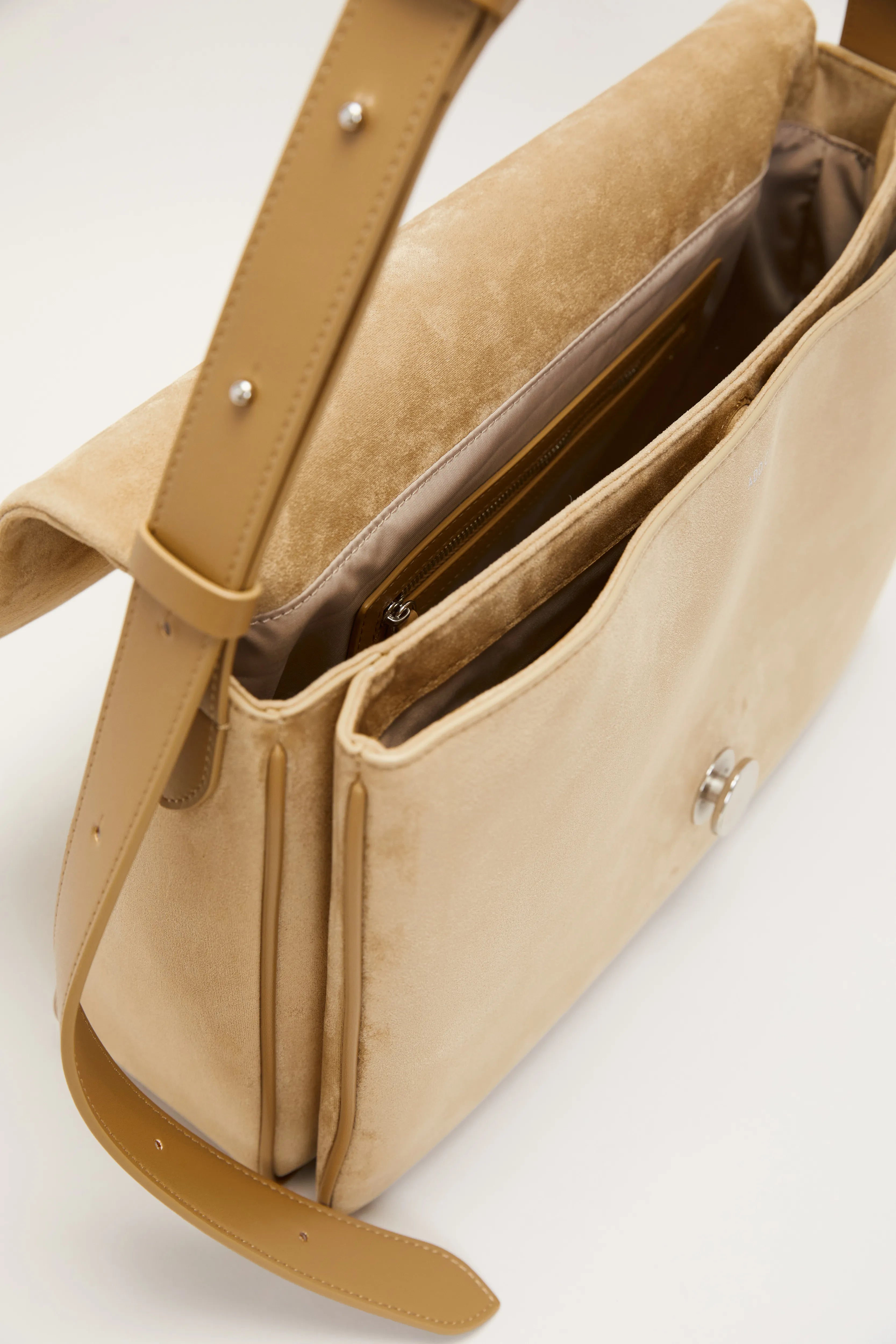 TABLET MESSENGER SUEDE