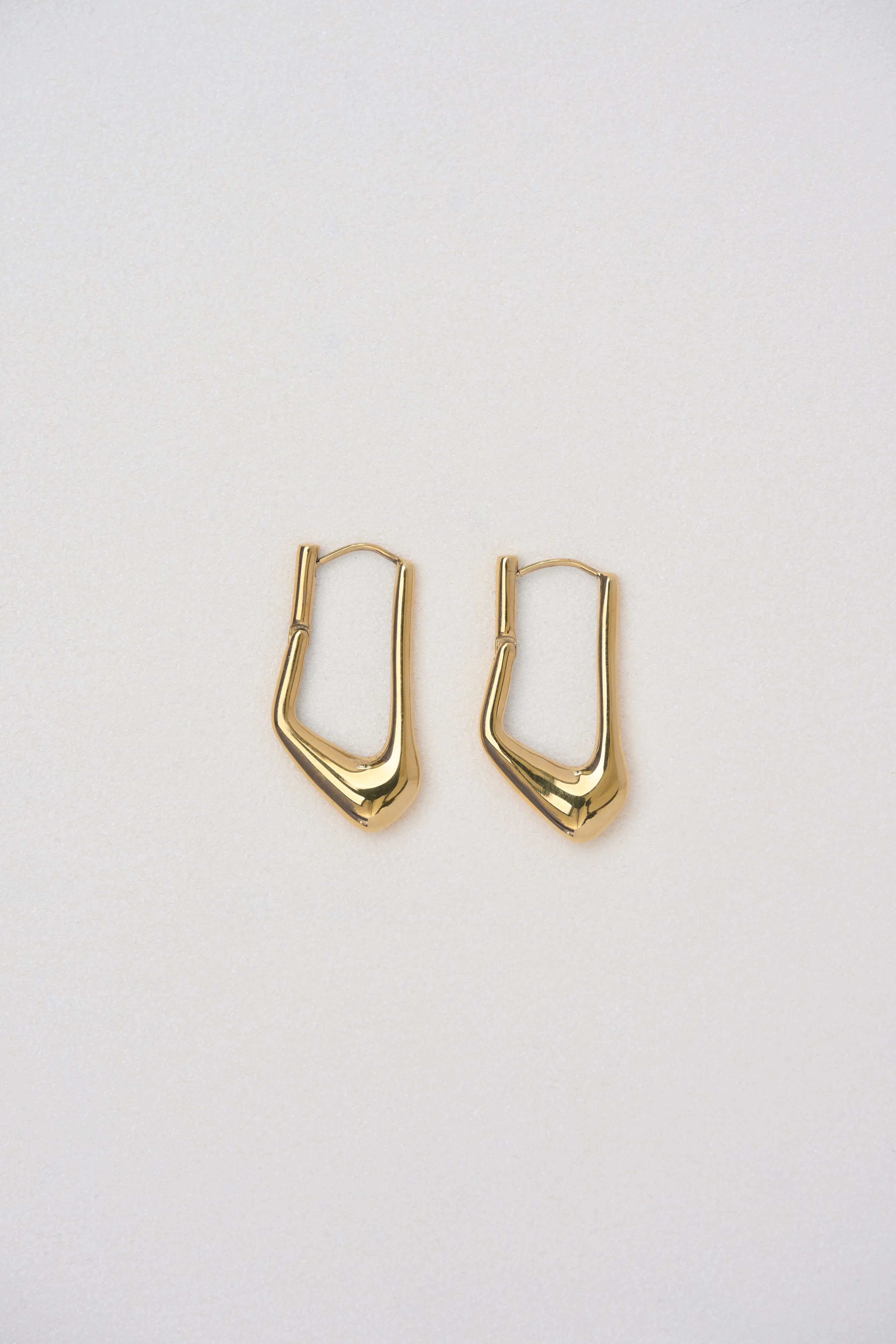 Pond Plate Pierce