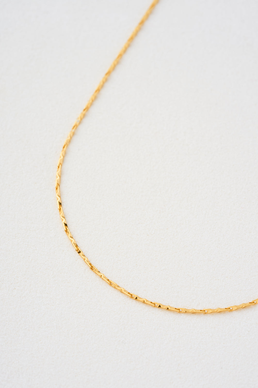 NOBLE CHAIN NECKLACE