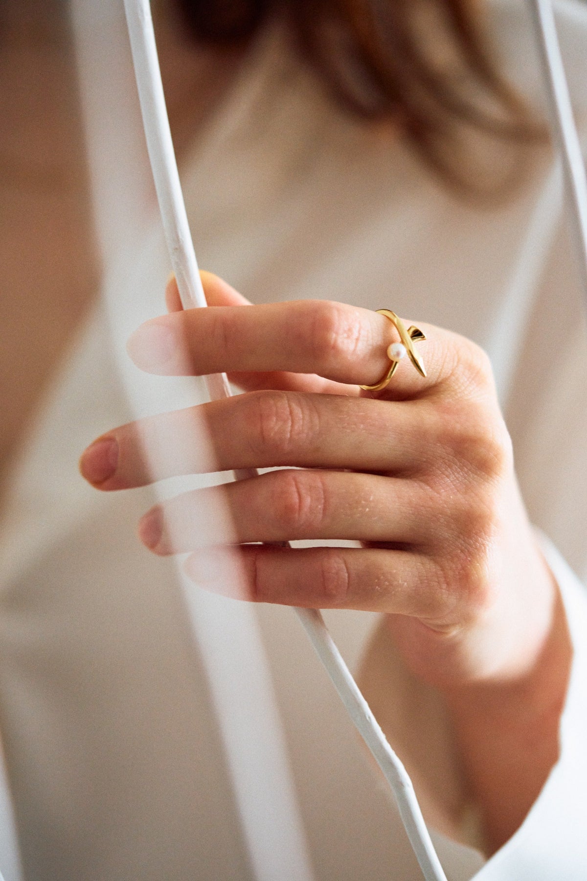 MIMI PEARL SWAY RING